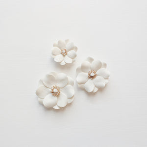 White and Gold Porcelain Flowers handmade in France by Alain Granell