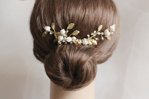 Porcelain Flowers and Raw Brass Leaves Wedding Comb by Alain Granell