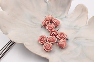 Breloques Roses en céramique fabriquées à la main en France pour création de bijoux et accessoires