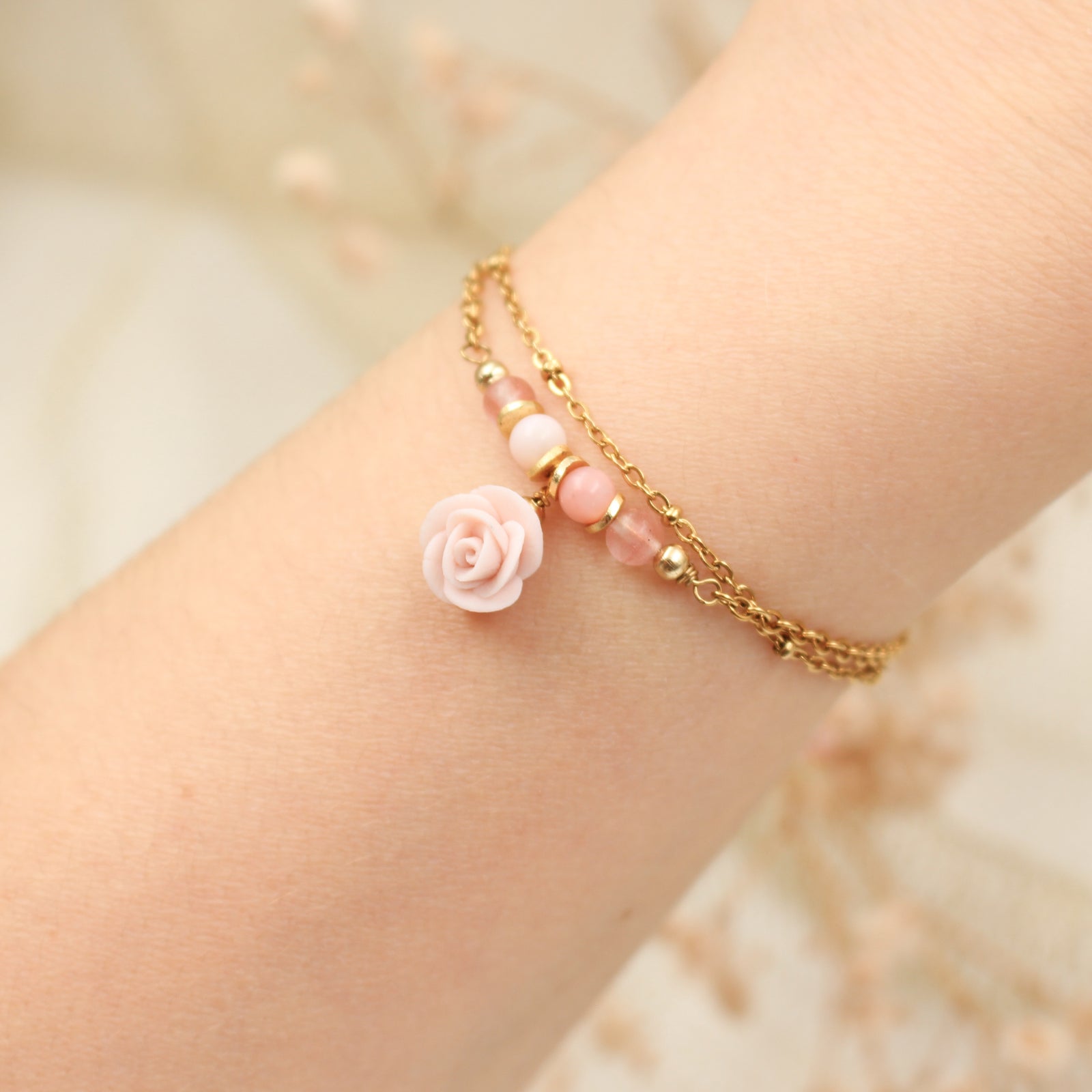 Bracelet Rose en Porcelaine et Opales