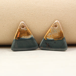 Multicolor ceramic and gold triangle charms handmade in France by Alain Granell