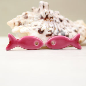 Ceramic fish charms for jewelry and accessories handmade in France by Alain Granell