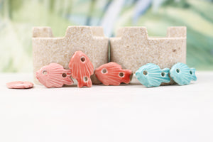 Breloques Céramique Poisson pour fabrication de bracelets, bijoux, accessoires et couture