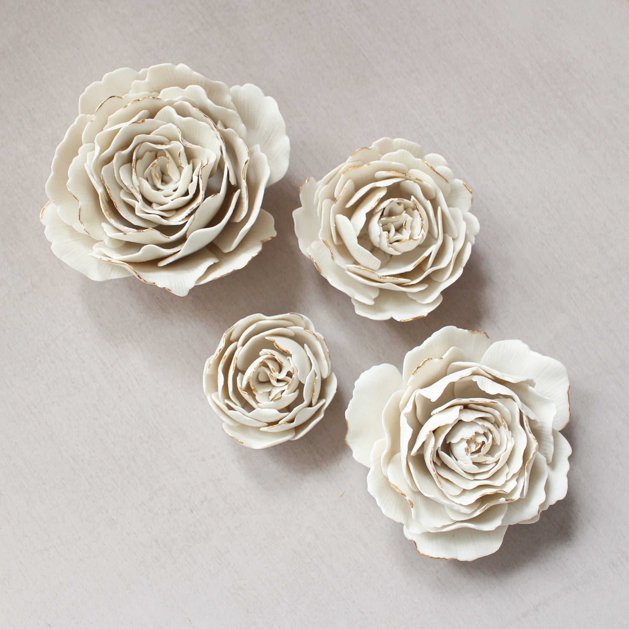 Pivoines Blanches et Or