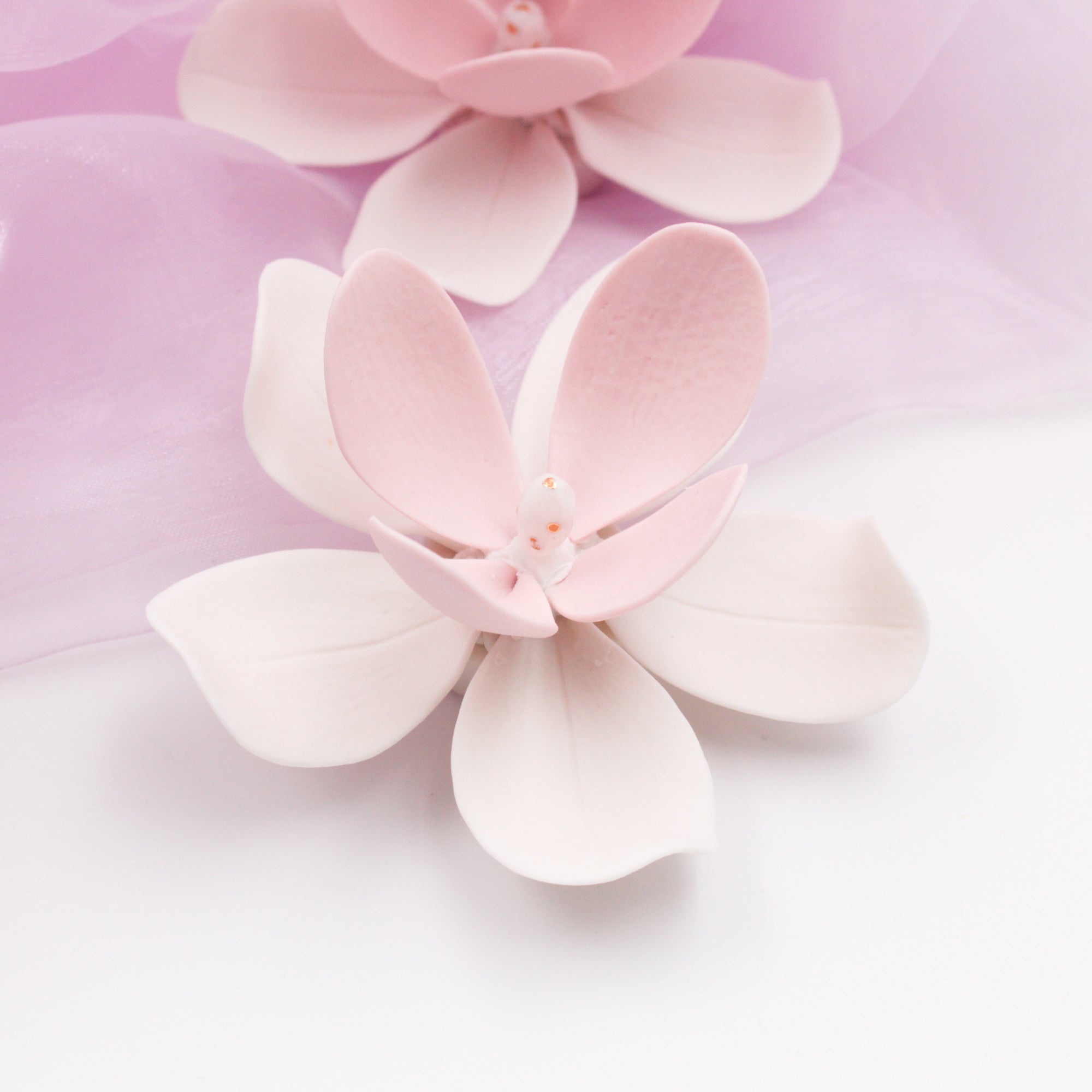 Pink Porcelain Magnolia - Handmade Porcelain Flower for Interior and Event Decoration - Made in France by Alain Granell – Home and Wall Decoration